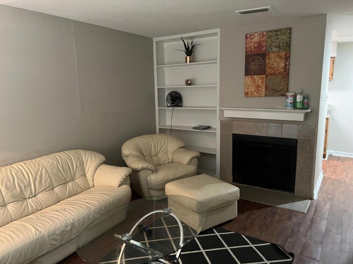 Lovely 1-Bedroom Townhome With Nice Amenities Houston Exteriér fotografie