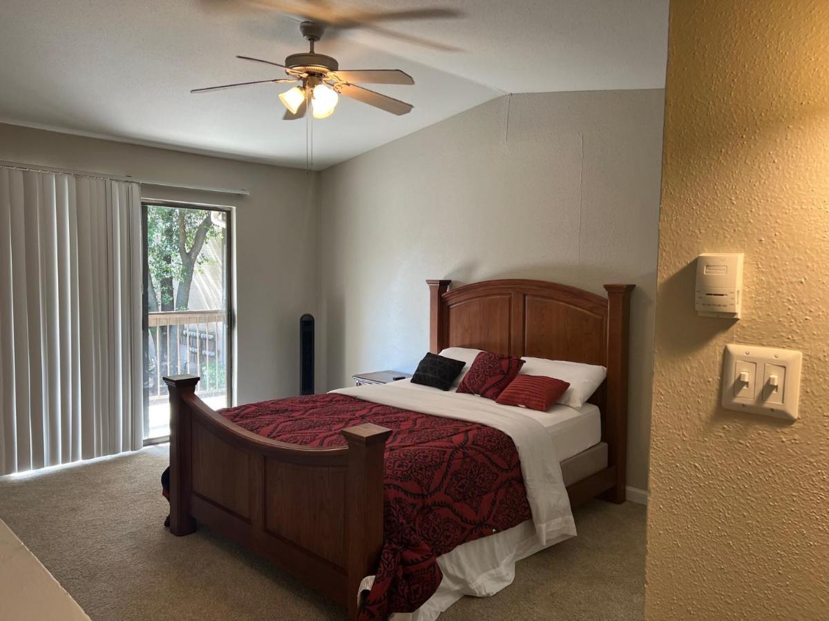 Lovely 1-Bedroom Townhome With Nice Amenities Houston Exteriér fotografie